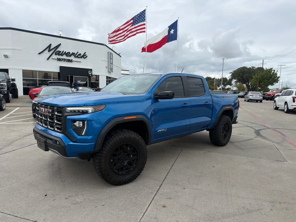 2024 GMC Canyon