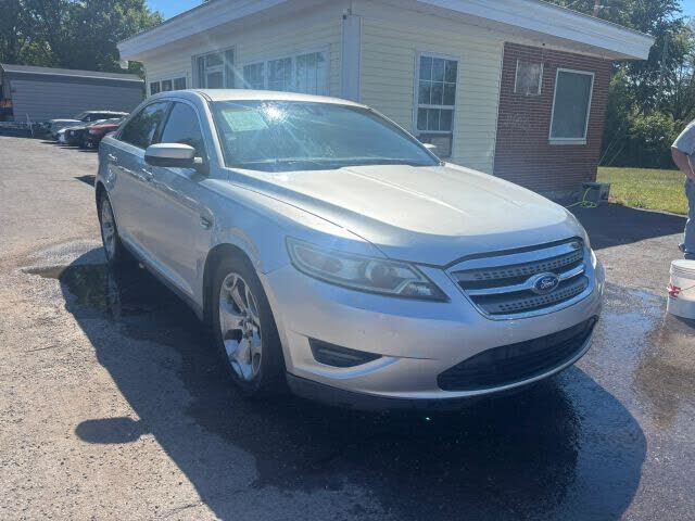 2011 FORD Taurus