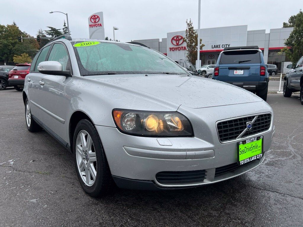 2007 VOLVO V50