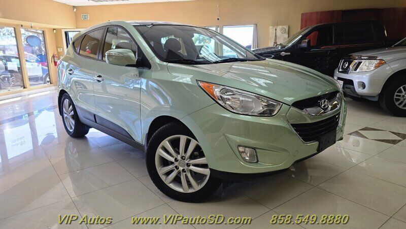 2011 HYUNDAI Tucson