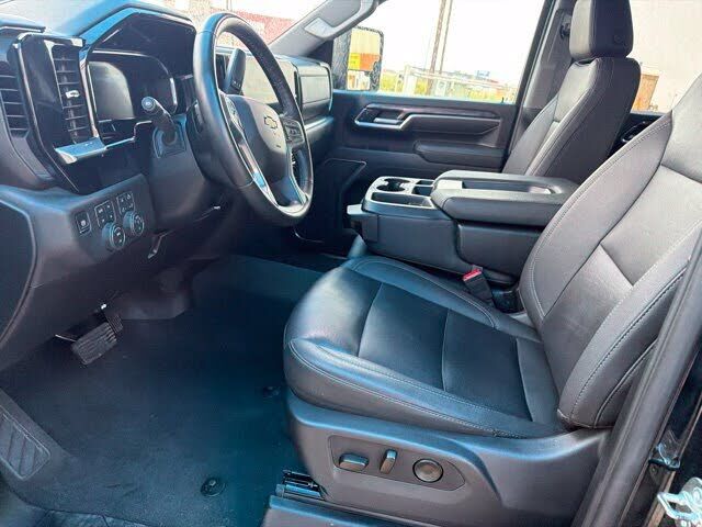 2026 CHEVROLET Silverado HD