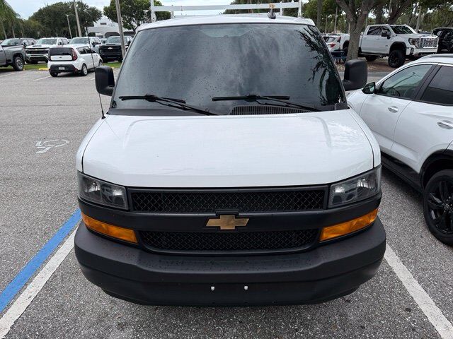 2024 CHEVROLET Express