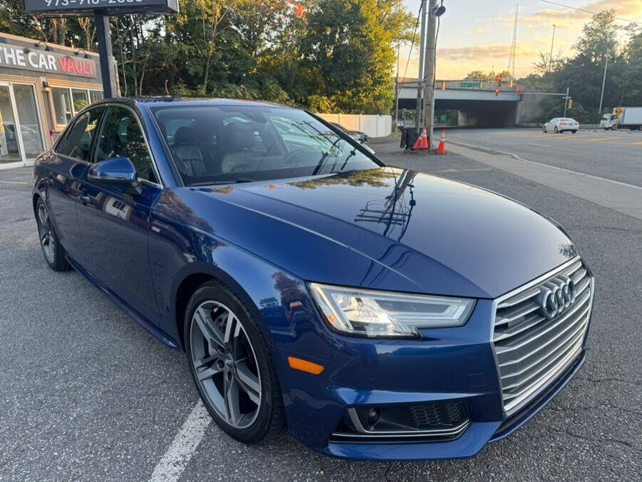 2018 AUDI A4