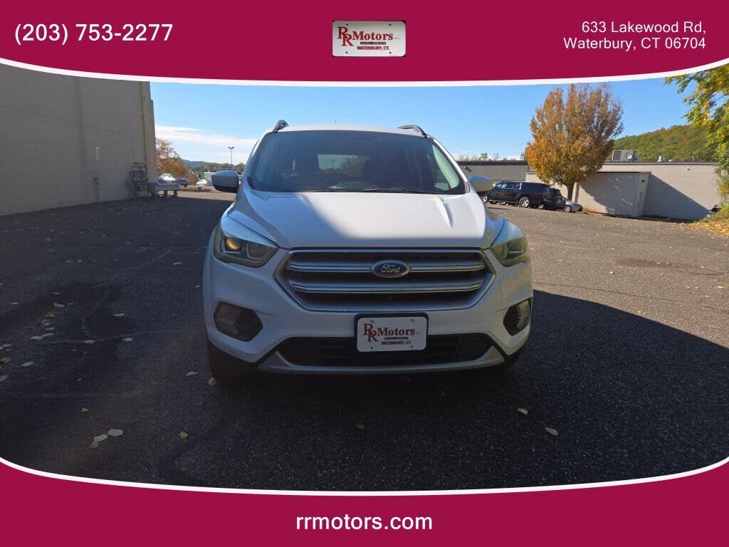 2017 FORD Escape
