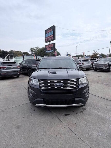 2017 FORD Explorer