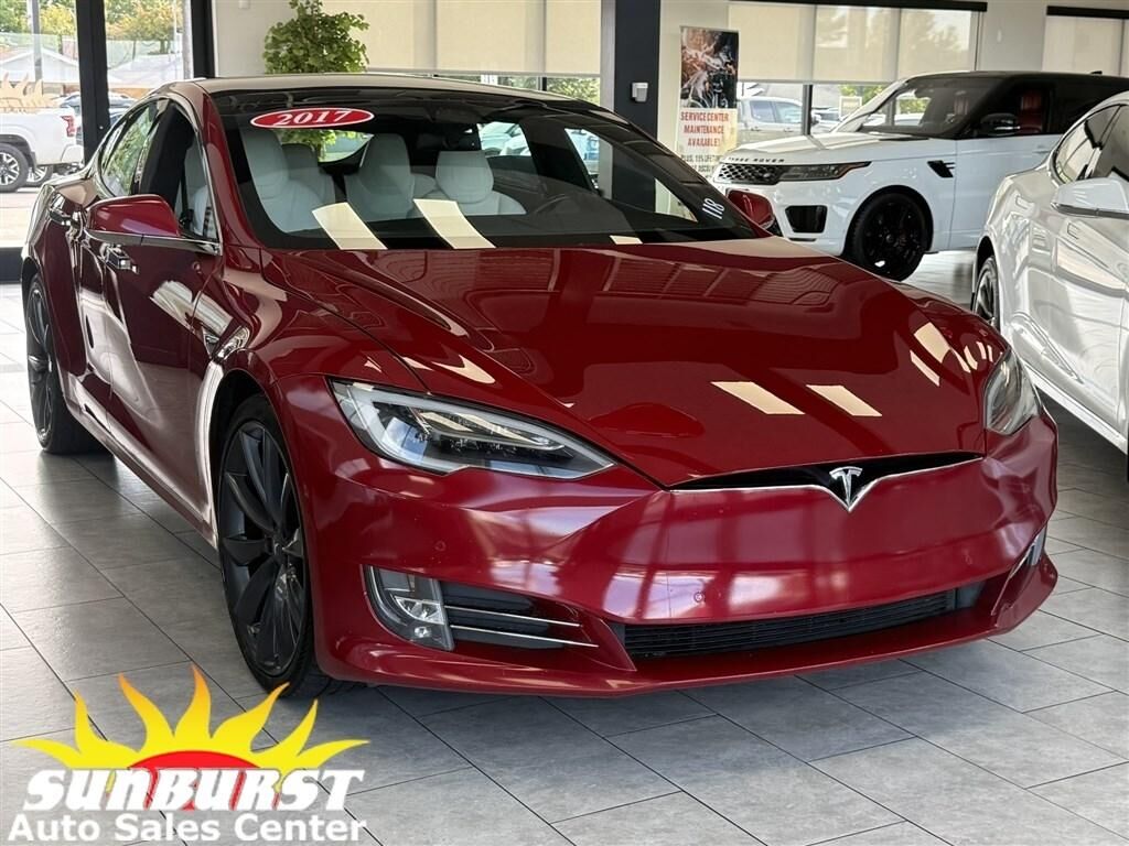 2017 TESLA Model S