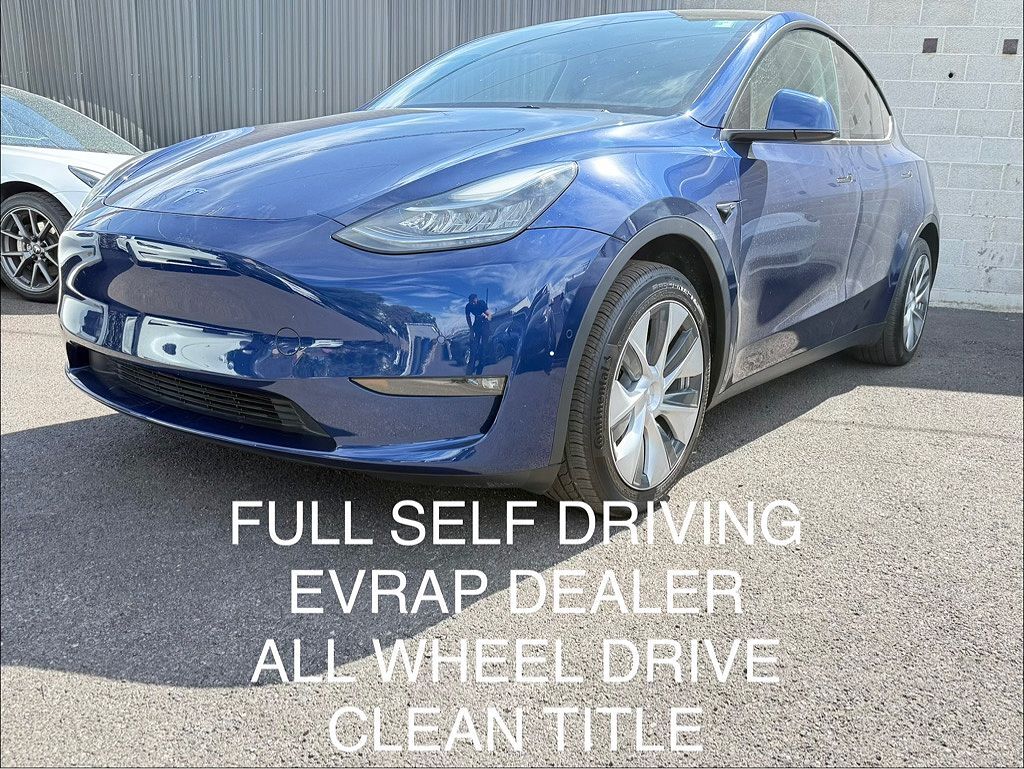 2022 TESLA Model Y