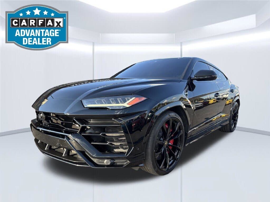 2020 LAMBORGHINI URUS
