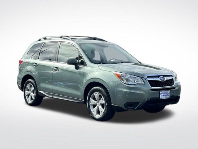 2016 SUBARU Forester