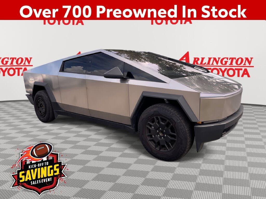 2026 TESLA Cybertruck