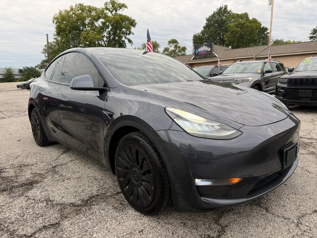 2020 TESLA Model Y