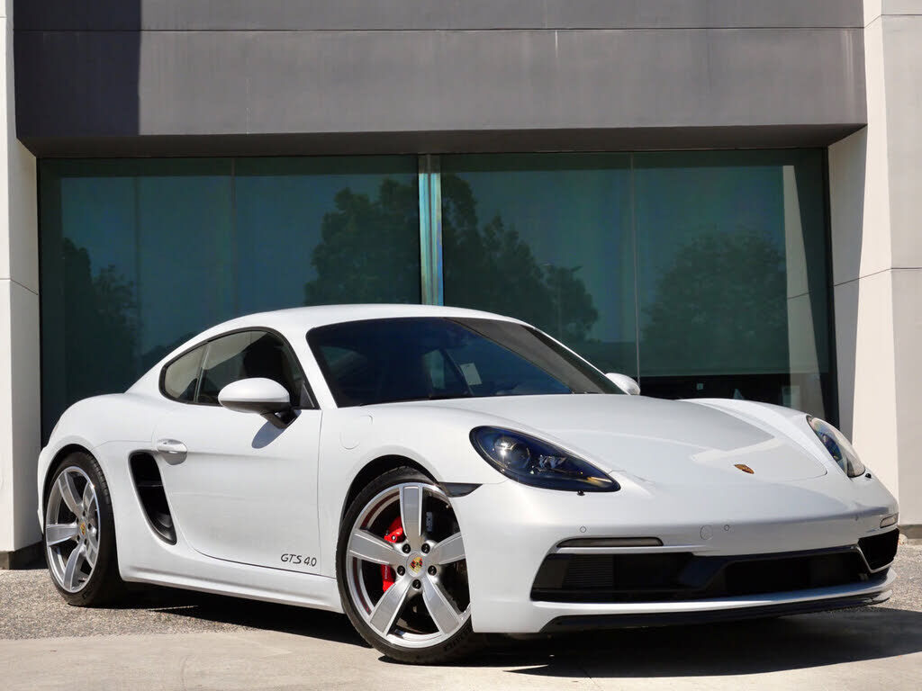 2025 PORSCHE 718