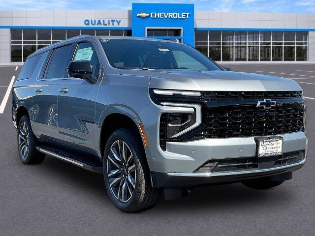 2026 CHEVROLET Suburban