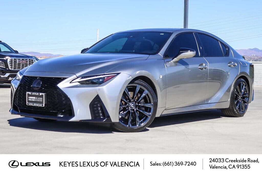 2023 LEXUS IS