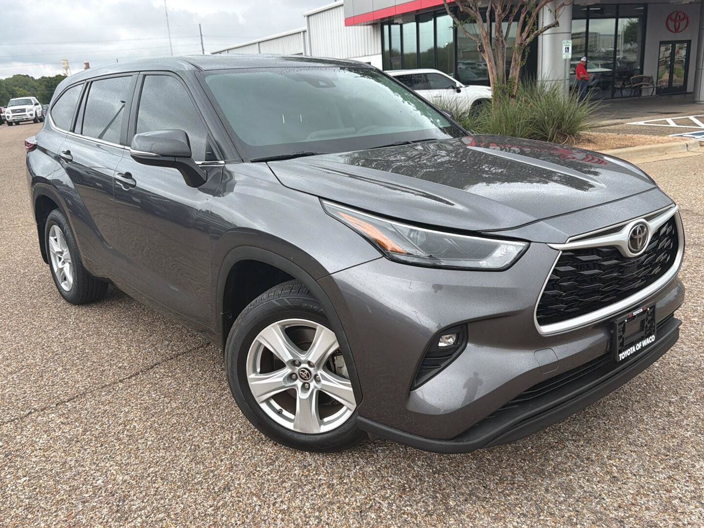 2024 TOYOTA Highlander
