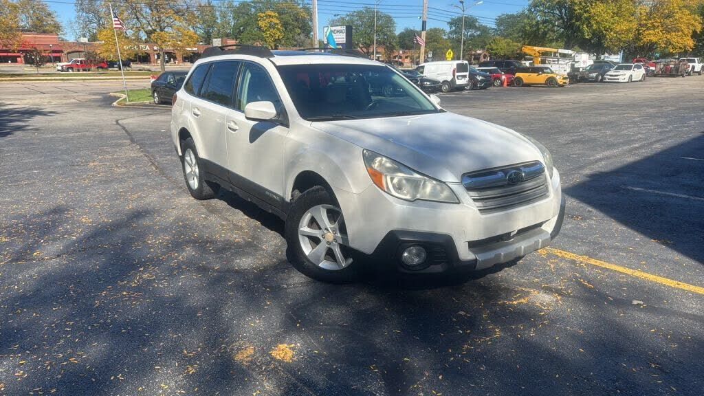 2013 SUBARU Outback