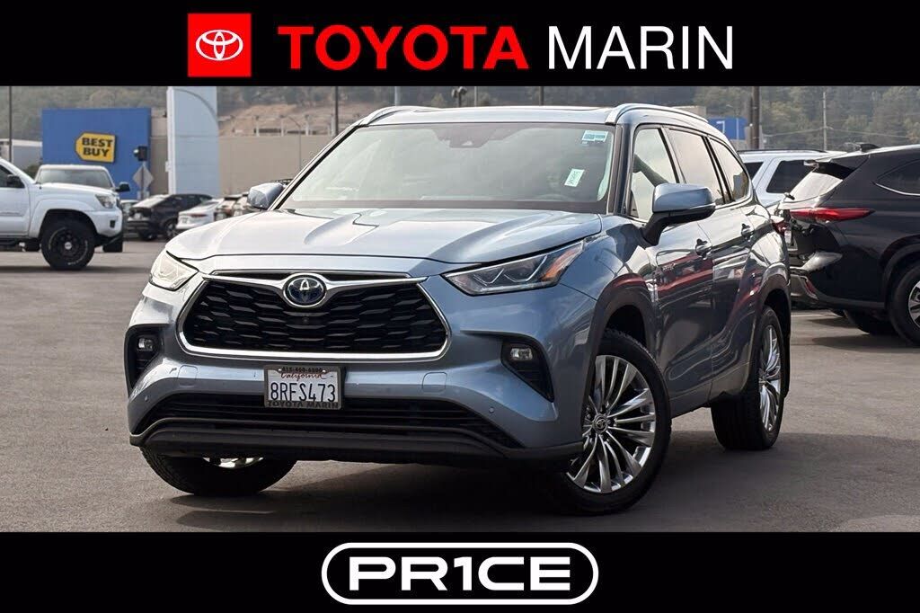 2020 TOYOTA Highlander