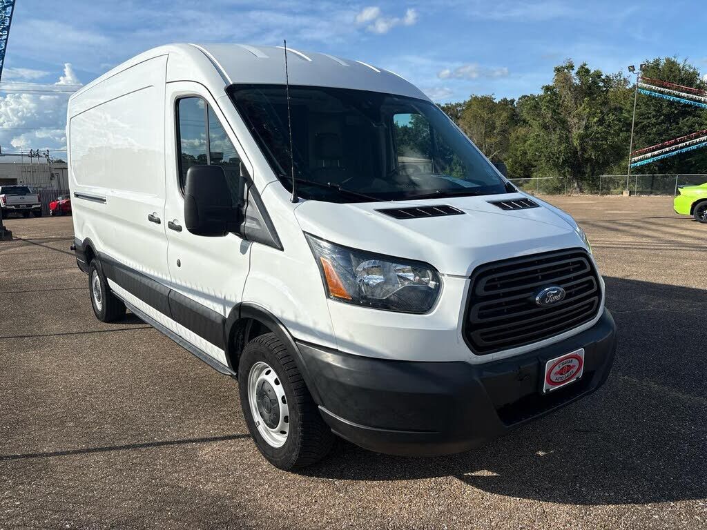 2019 FORD Transit