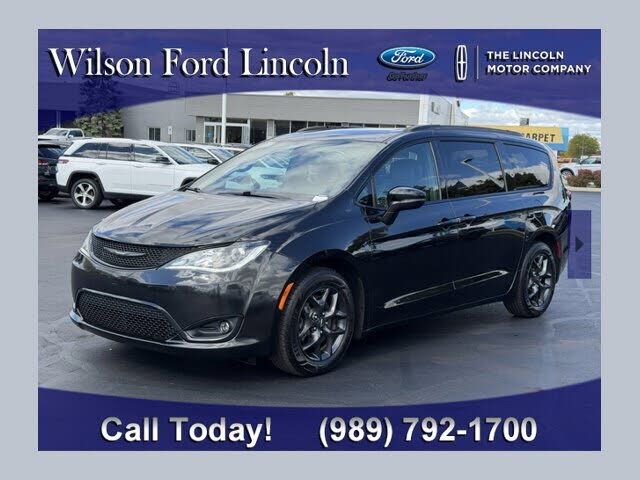 2020 CHRYSLER Pacifica