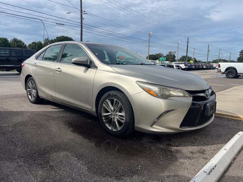 2016 TOYOTA Camry