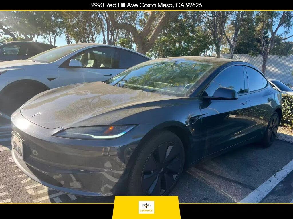 2025 TESLA Model 3