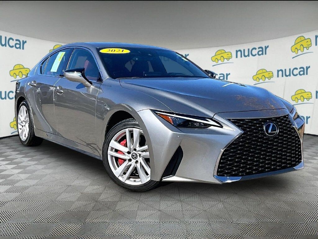 2021 LEXUS IS
