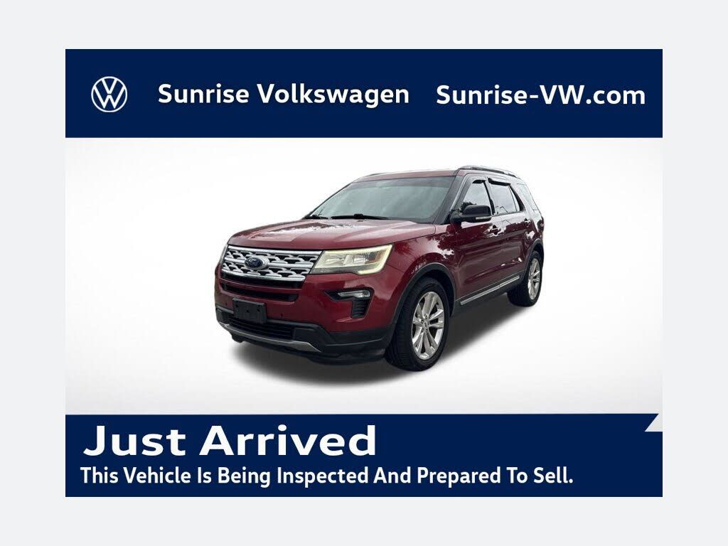 2018 FORD Explorer