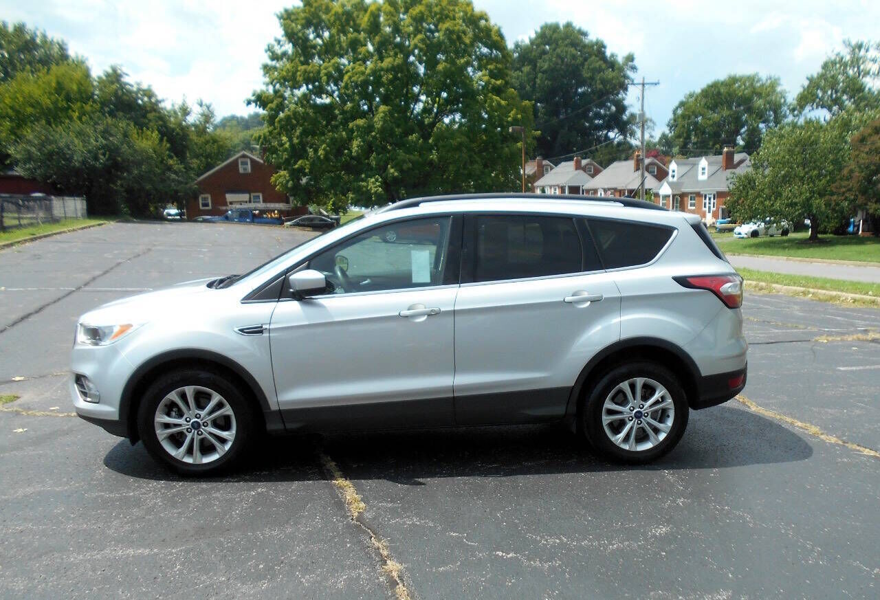 2018 FORD Escape