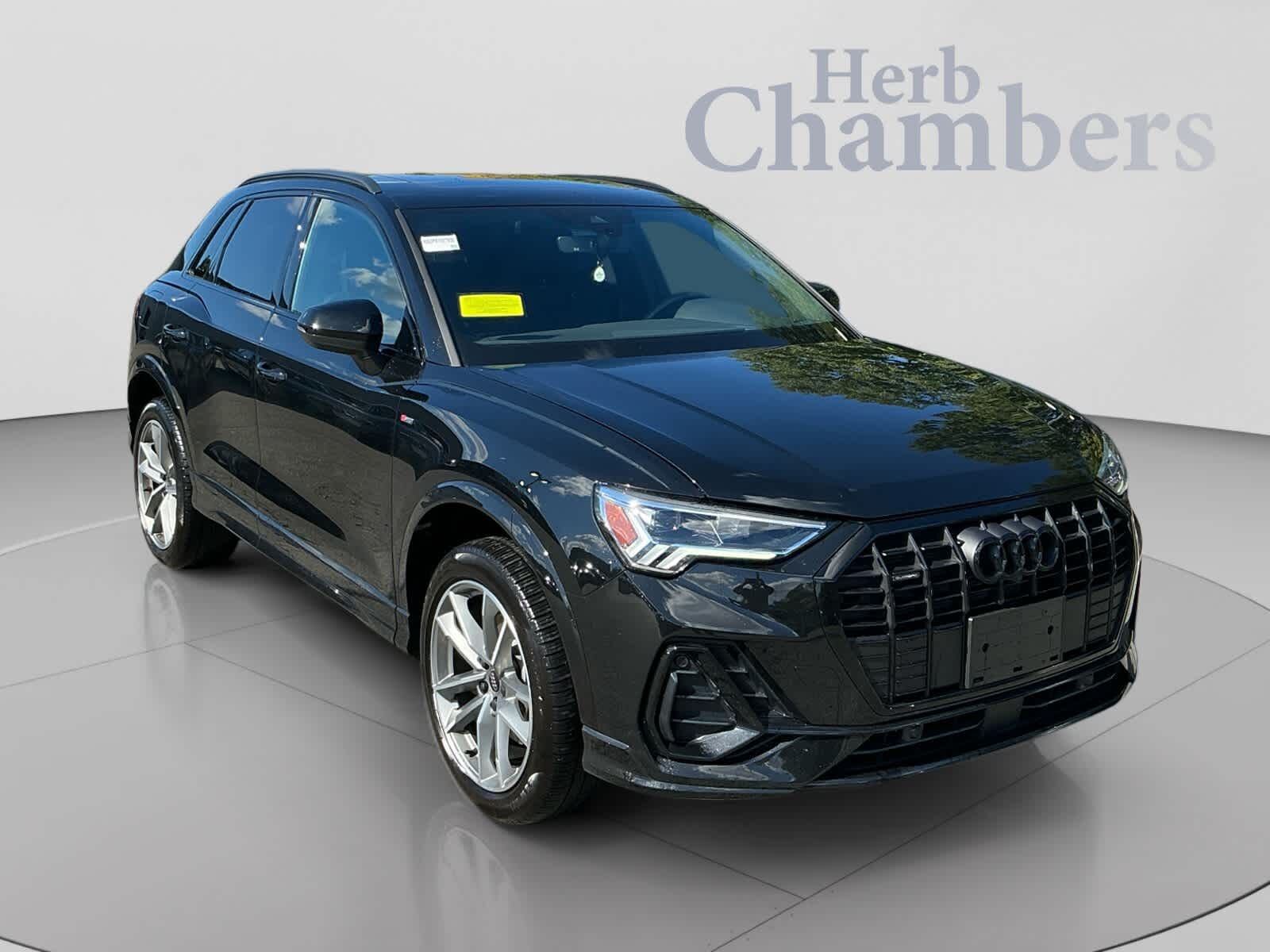 2024 AUDI Q3
