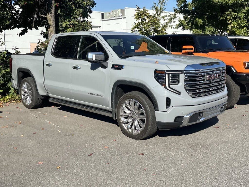 2025 GMC Sierra