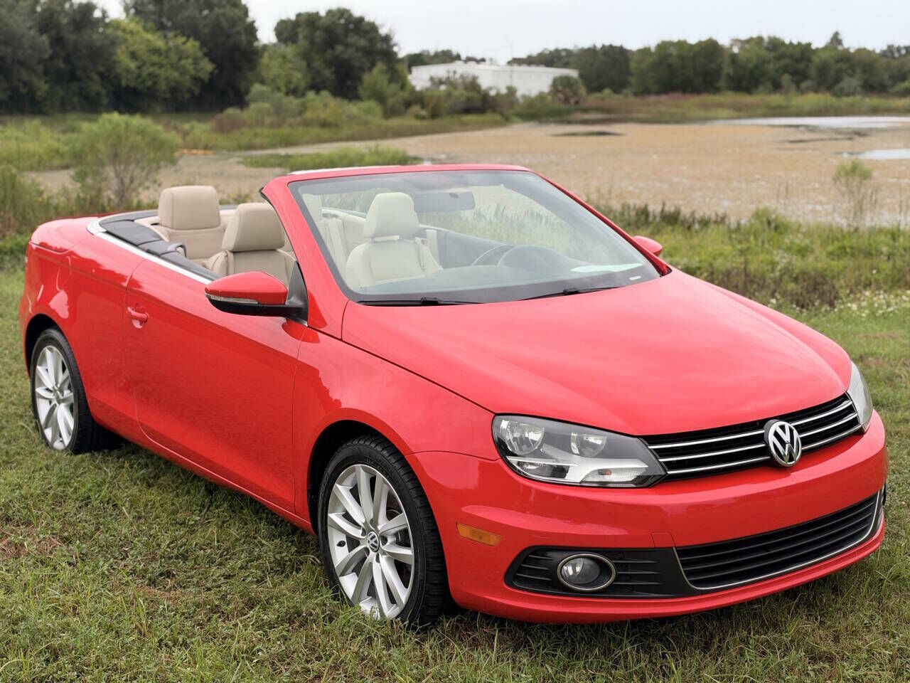 2015 VOLKSWAGEN Eos