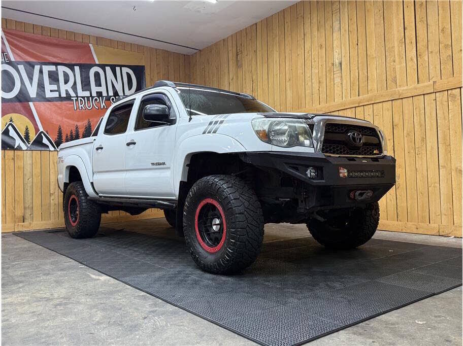 2011 TOYOTA Tacoma