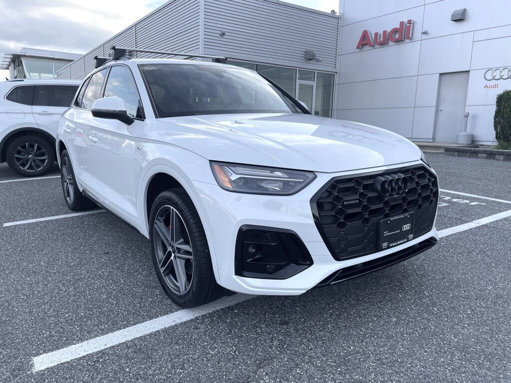 2024 AUDI Q5 e