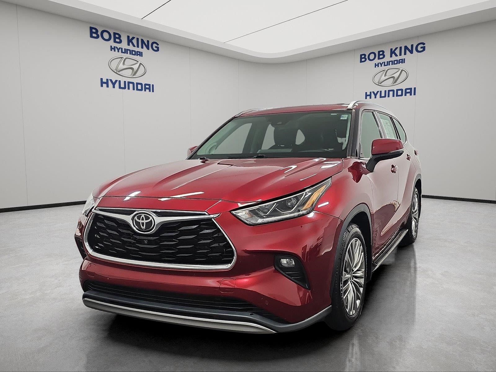 2022 TOYOTA Highlander