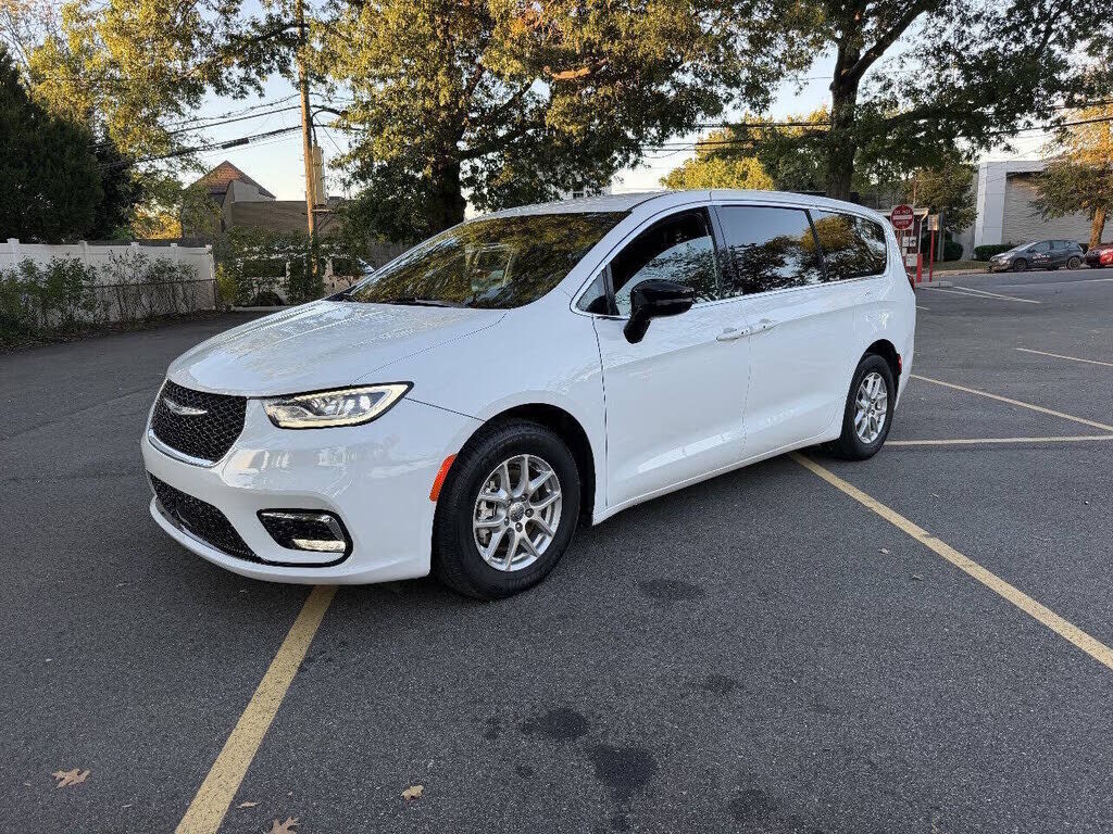 2025 CHRYSLER Pacifica