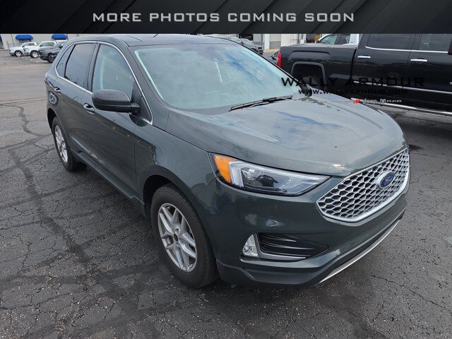 2023 FORD Edge