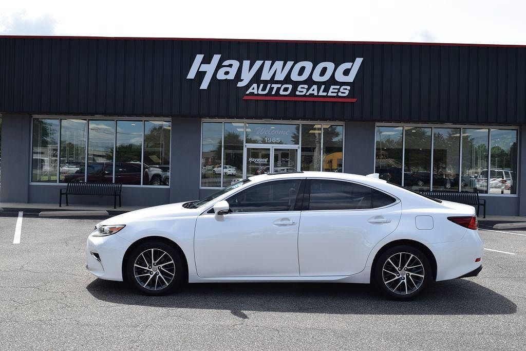 2016 LEXUS ES