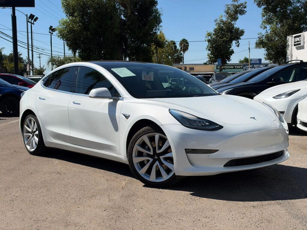 2018 TESLA Model 3