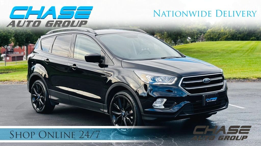2017 FORD Escape
