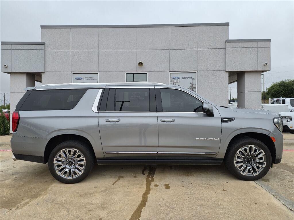 2023 GMC Yukon XL