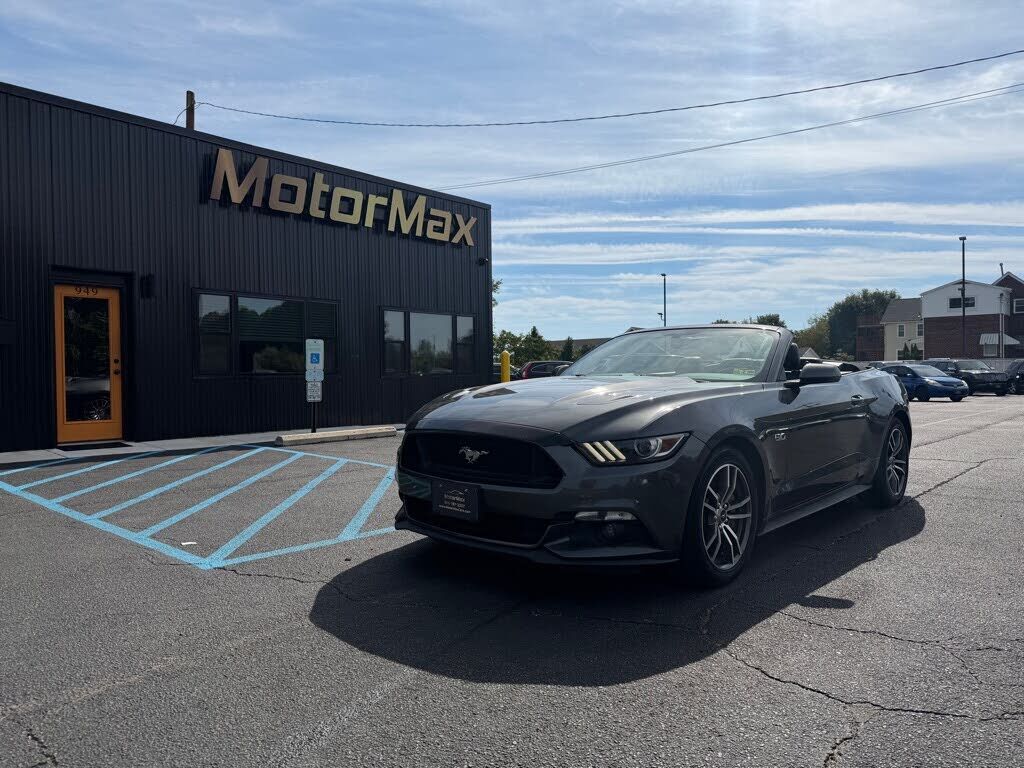 2017 FORD Mustang