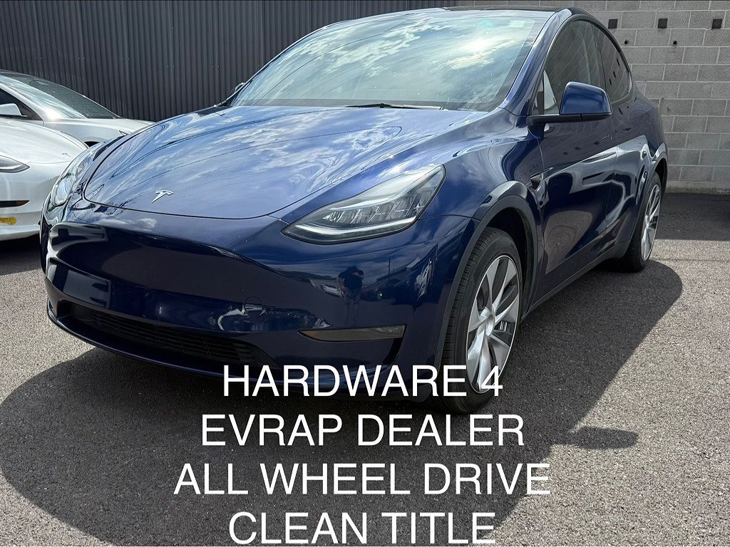 2023 TESLA Model Y