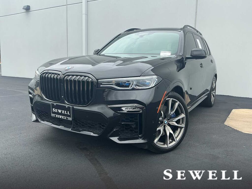 2021 BMW X7