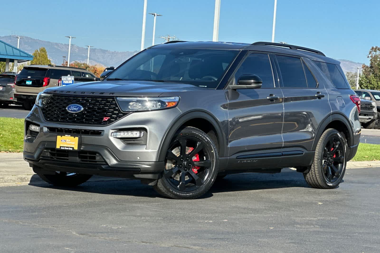 2022 FORD Explorer