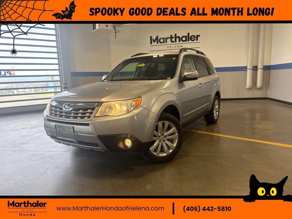 2013 SUBARU Forester