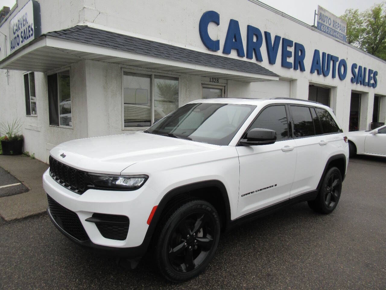 2024 JEEP Grand Cherokee