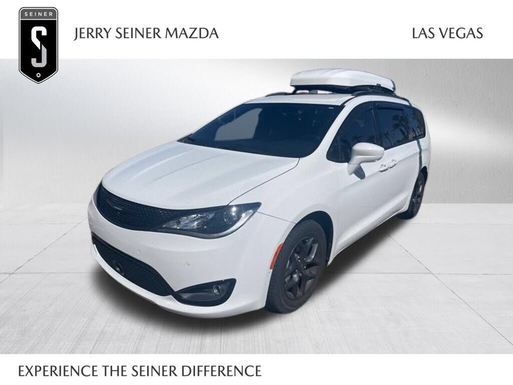 2019 CHRYSLER Pacifica