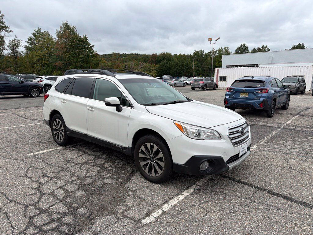 2017 SUBARU Outback