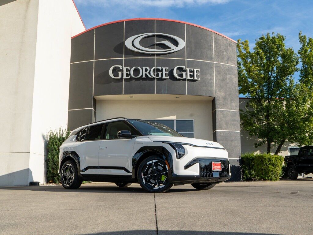 2027 KIA EV3