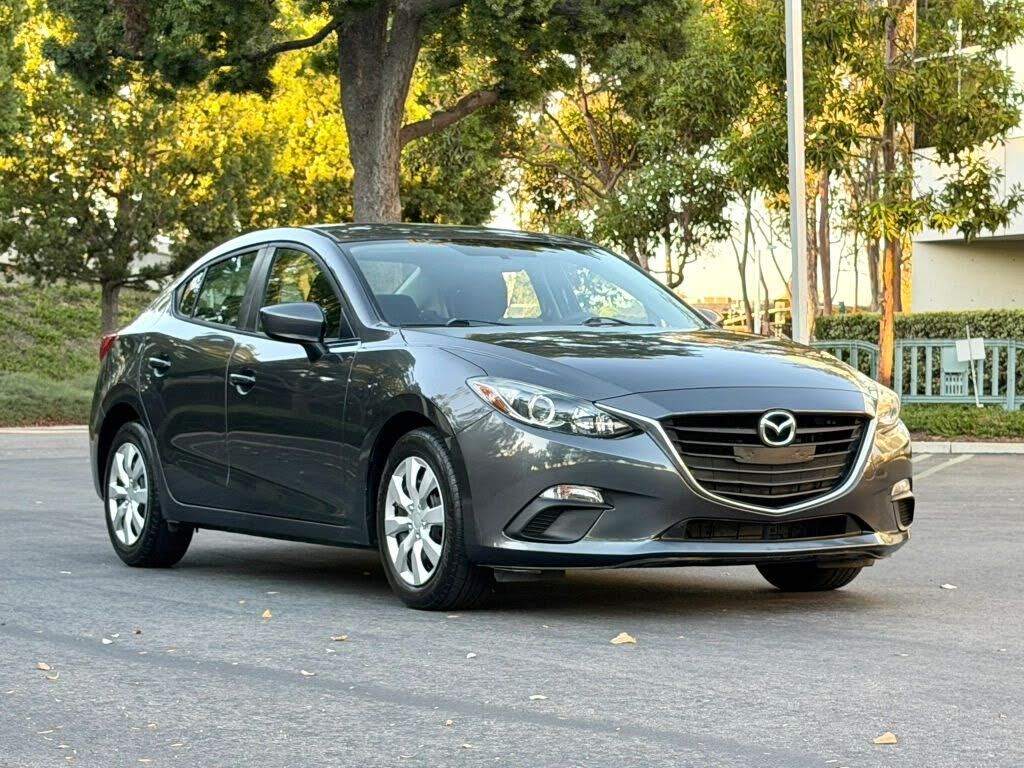 2015 MAZDA Mazda3